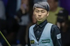 德甲焦点战：法兰克福挑战勒沃库森，超越之路机遇与挑战并存